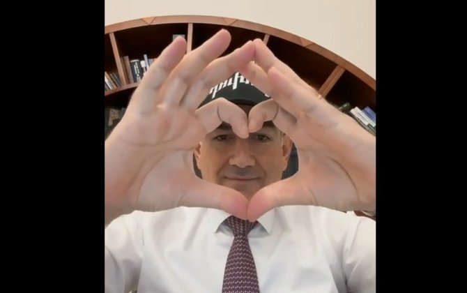 Собчак высмеяла музыкальные публикации Пашиняна