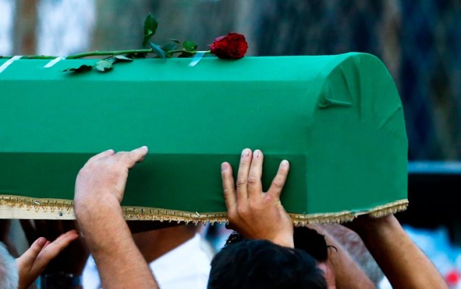 Kitabxana müdiri vəfat etdi - FOTO