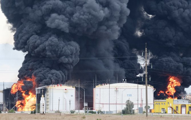 ВСУ атаковали Крым: горят нефтебазы