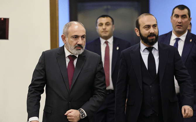 Paşinyan və Mirzoyan Fransaya gedir