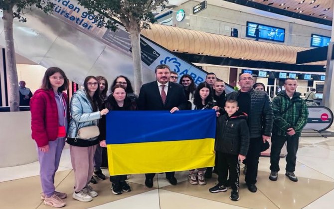 Ukraynadan daha 12 uşaq reabilitasiya üçün Azərbaycana gətirilib