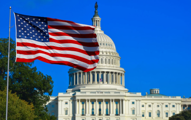 Конгресс: Экономика США рискует потерять от 7 до 14 млрд долларов из-за шатдауна