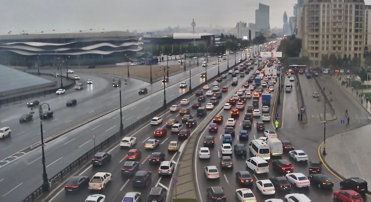 Bakının bu küçələrində sıxlıq var - SİYAHI