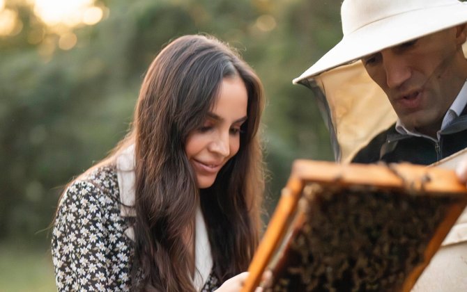 Leyla Əliyeva “Gənc arıçı” layihəsinin iştirakçısı ilə görüşdü - FOTOLAR