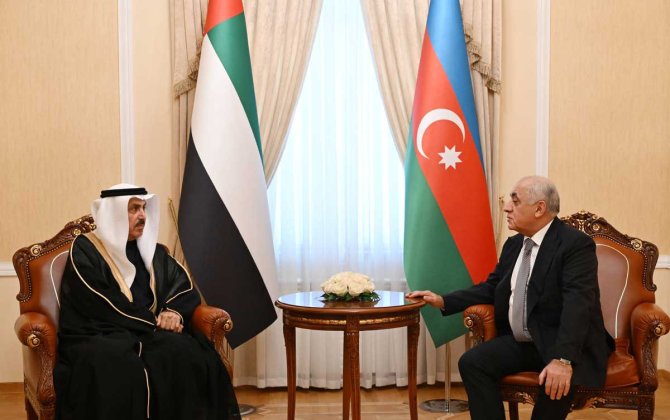 Əli Əsədov BƏƏ-nin Federal Milli Şurasının sədri ilə görüşüb