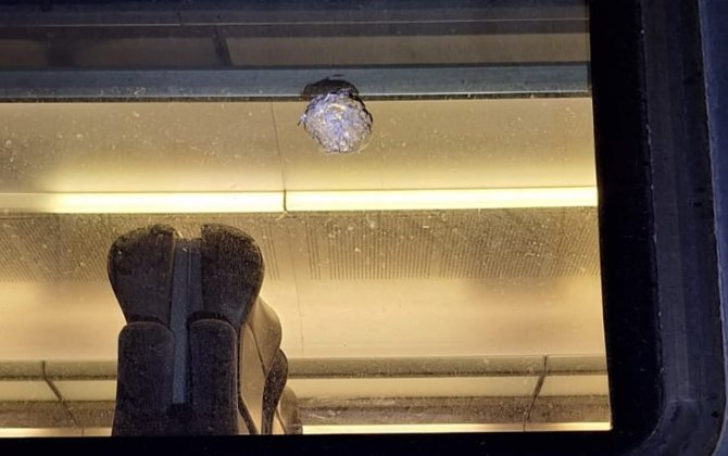 Bakı-Sumqayıt qatarına daş atdılar