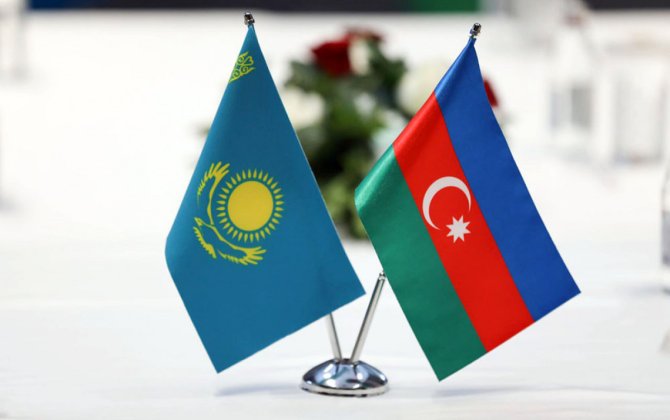 Almatıda Azərbaycan və Qazaxıstan müdafiə nazirləri görüşüb - FOTO-VİDEO