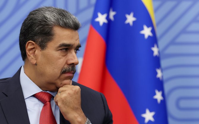 СМИ: Мадуро обратился к РФ за военной помощью