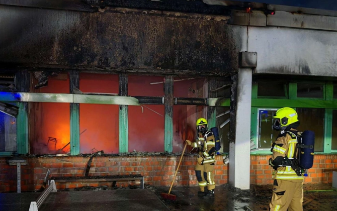 Məktəbdə güclü partlayışlar baş verdi