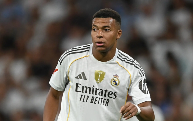 Mbappe Avropanın ən yaxşı liqalarındakı qol sayına görə Tyerri Anrini geridə qoyub
