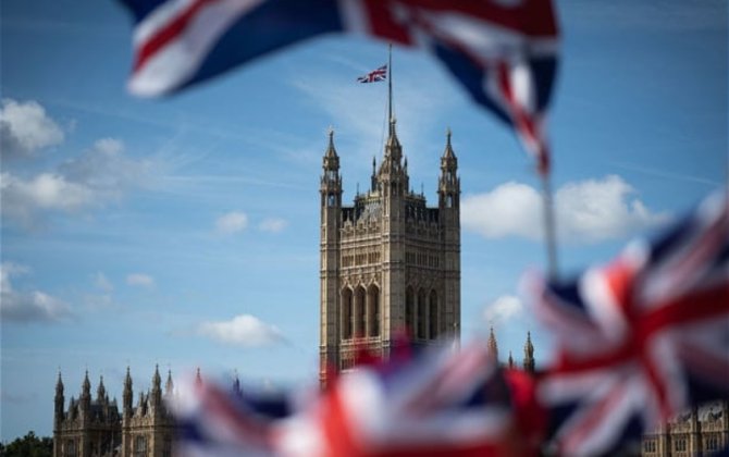 Oxford Economics: Госдолг Великобритании вырос в три раза за 20 лет