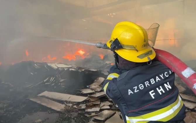 Sumqayıtda beşmərtəbəli yaşayış binasında yanğın baş verib