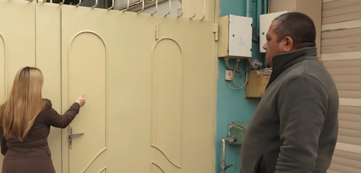 25 il qohumunun verdiyi evdə yaşadı, sonda məhkəməlik oldu - 