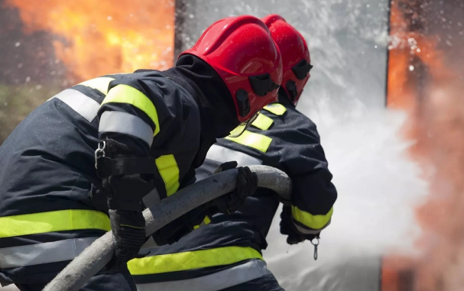 Binəqədi rayonunda yaşayış binasında yanğın söndürülüb - YENİLƏNİB