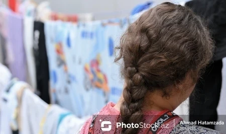 В Азербайджане полиция пресекла обручение несовершеннолетней