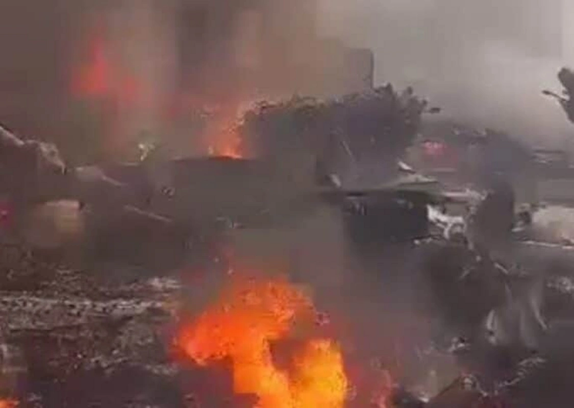 Təyyarə qəzaya uğradı - Bütün heyət həlak oldu