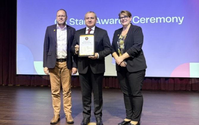 BDU-ya “QS 5 Stars” mükafatı təqdim edildi - FOTO