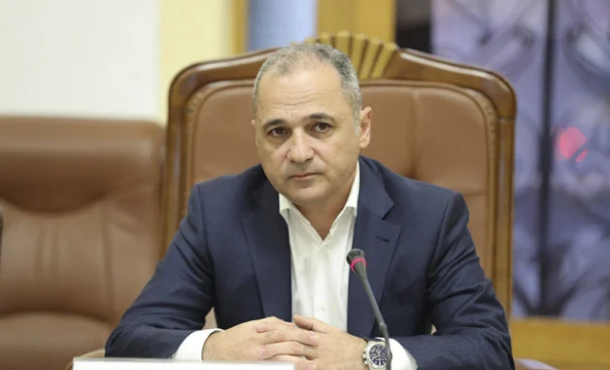 Sünikin sabiq qubernatoru Vaqe Akopyan axtarışa verilib