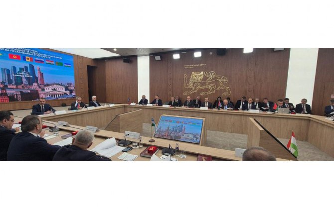 Ramil Usubov Moskvada Sergey Şoyqu ilə görüşüb