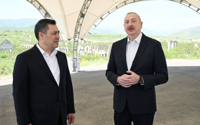 Жапаров поздравил Алиева