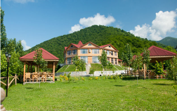 Bayram günlərində hotel və kirayə evlərdə qiymətlər necədir?