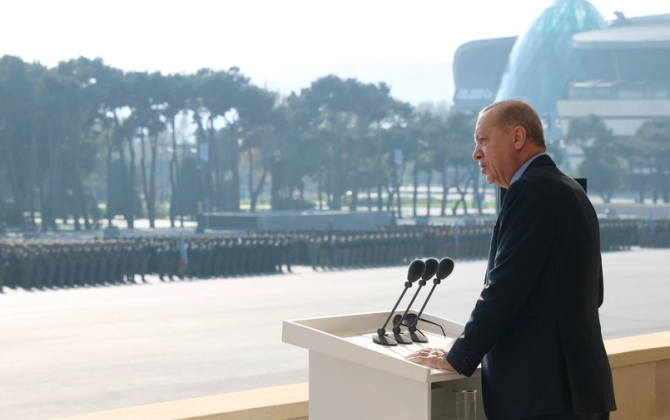 Türkiyə Prezidentinin administrasiyası Bakıdakı hərbi paraddan görüntülər paylaşıb - FOTO