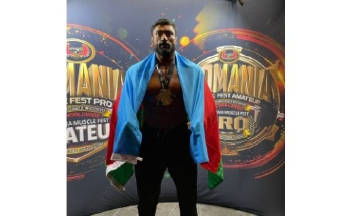 Pərviz Qasımov Dünya çempionu oldu, Azərbaycan bayrağını yüksəltdi - FOTO