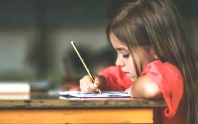 Psixoloqlar aşağı zəkanın əlaməti sayılan 4 vərdişi açıqladı