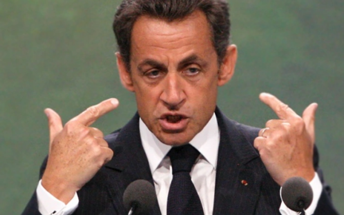 Məhkəmə Sarkozini azad etdi