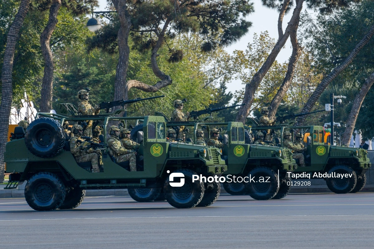 Azərbaycanın hərbi paradı: Güc, texnologiya və diplomatiyanın birliyi - VİDEO