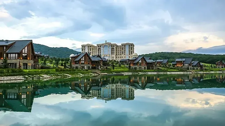 İstirahət günlərində insanlar daha çox hansı rayonlara getməyi üstün tuturlar?