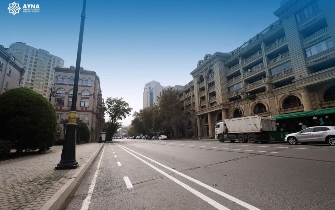 İnşaatçılar prospektində mikromobillik zolağı təşkil edilir