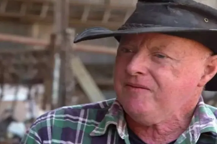 İki cinsi orqanla doğuldu - 50 yaşında xəbər tutdu