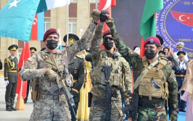 “Ankara və İslamabad bütün istiqamətlərdə Bakı ilə birgə hərəkət edəcək”