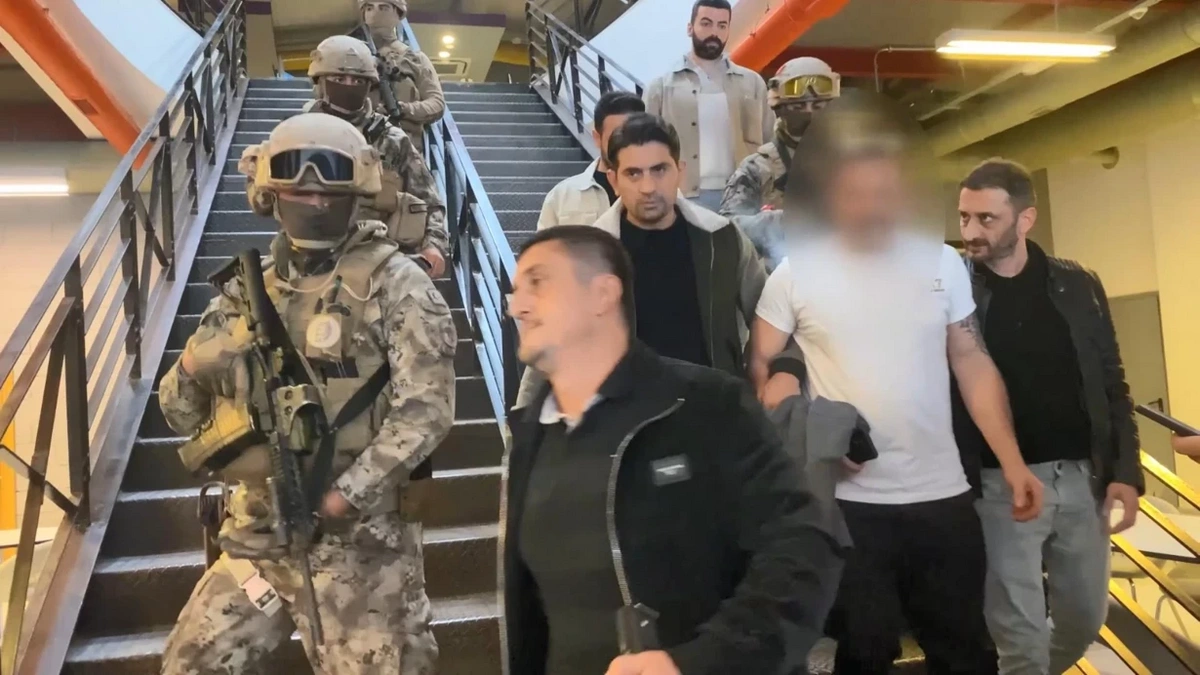 Türkiyədə telekanala silahlı basqın edən şəxs həbs olundu