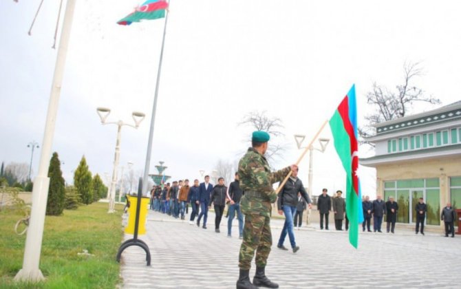 Bu şəxslər hərbi xidmətdən azaddırlar