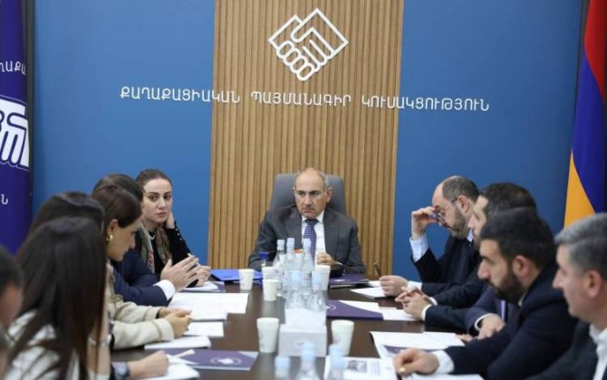 Paşinyan komanda yoldaşlarına boşanmağı qadağan etdi...