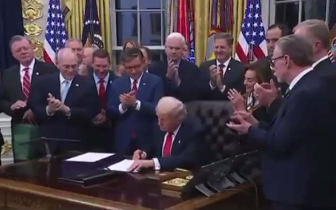 В США завершился самый долгий в истории шатдаун