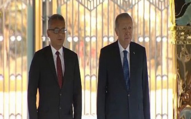 Ərdoğan Şimali Kipr Prezidenti ilə görüşüb