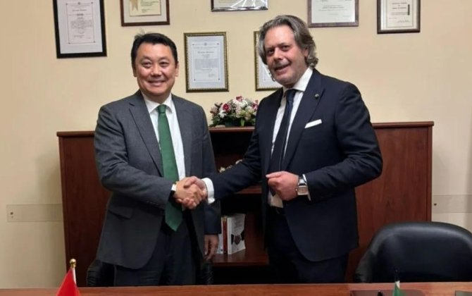 Посол Кыргызстана в Италии обсудил сотрудничество с властями Сицилии