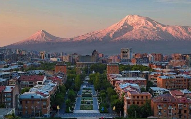 Bu türk ölkəsinin rəsmiləri Ermənistanda səfərdədir