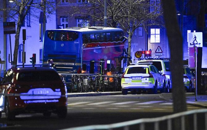 В Стокгольме из-за наезда автобуса на остановку погибли три человека