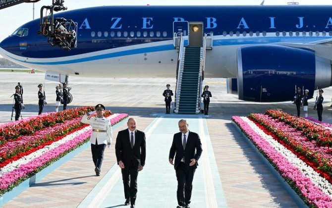 İlham Əliyev Özbəkistanda səfərdədir - FOTOLAR