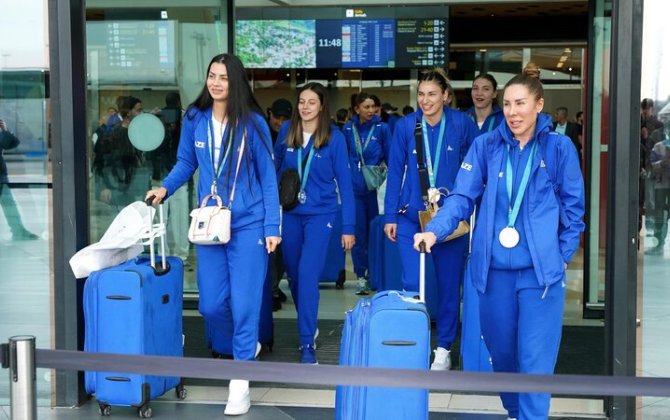 Millimiz vətənə döndü - FOTOLAR