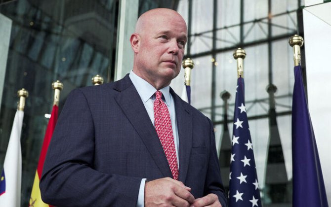 Uitaker: Ukrayna münaqişəsi sülh yolu ilə həll edilməlidir