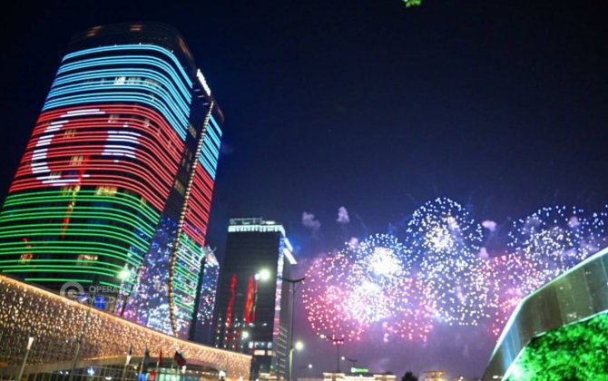 Daşkənd Azərbaycan bayrağının rənglərində İŞIQLANDIRILDI