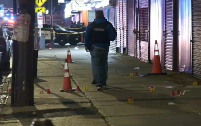 Küçədə atışma olub - Ölən və xəsarət alanlar var