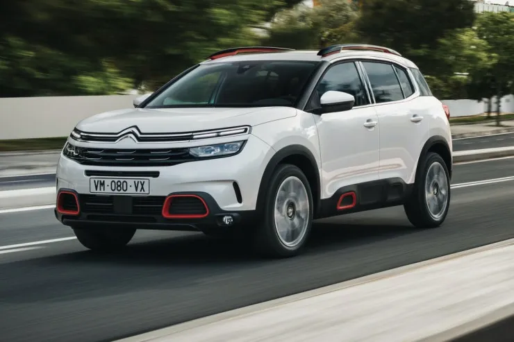 Dünyanın ən yaxşı 10 avtomobili  - SİYAHI