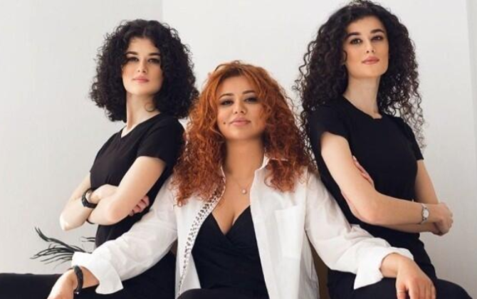 Vəfa Zeynalova qızlarından danışdı