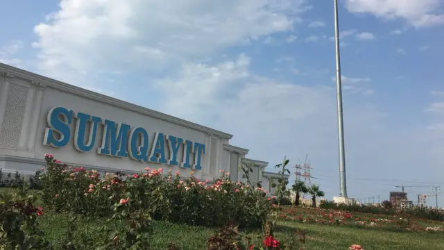 В Сумгайыте за день сгорели два автомобиля